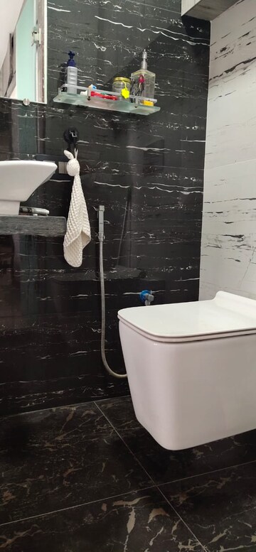 Floor Plan in 2 BHK Apartment at Dosti Eastern Bay, Wadala – for Rent