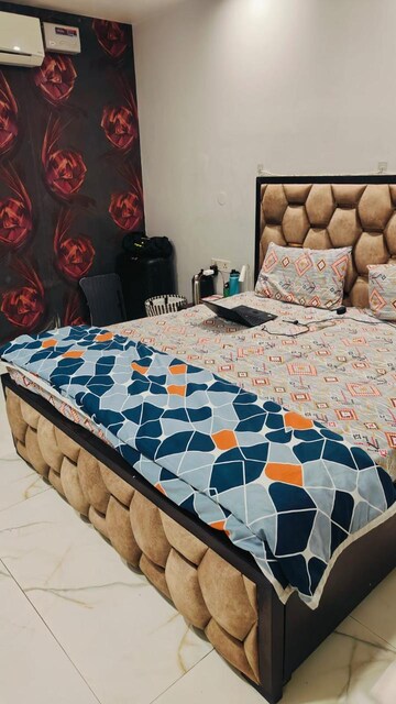 Bedroom in 3 BHK Builder Floor at Ansal Sushant Lok I, Sector 43 – for Rent