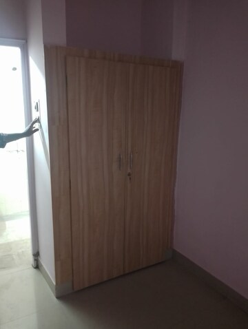 Room in 2 BHK Apartment at Lalpur – for Rent