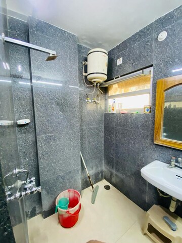 Room in  Pg at Gomti Nagar – for Rent