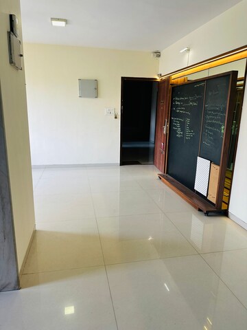 2 BHK Apartment For Rent in BDL Aura Apartments, Chembur