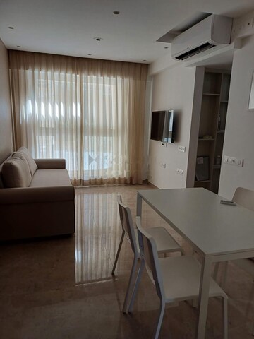 1 BHK Apartment For Rent in Hiranandani Regent Hill, Powai