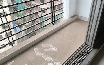 2 BHK Apartment For Rent in Tilak Nagar Building, Tilak Nagar