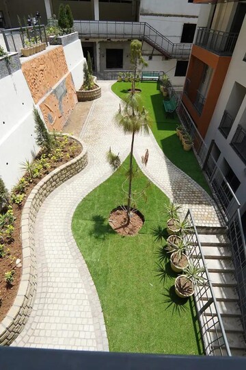 1.5 BHK Apartment – Exterior View View at Mall Road - for Sale