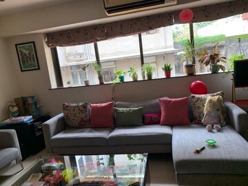 Living Room in 2 BHK Apartment at Samudra Gaurav, Worli – for Rent