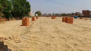  Plot – Exterior View View at Jankipuram Extension - for Sale