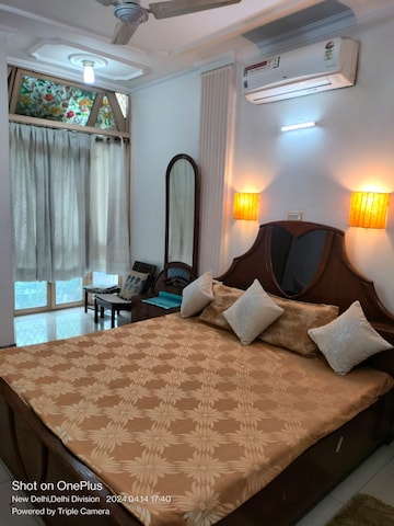 2 BHK Builder Floor For Rent in Chittaranjan Park