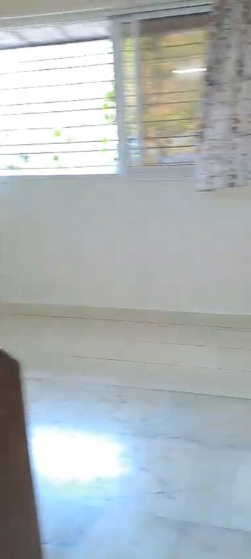 Master Bedroom in 2 BHK Apartment at Shree Vinayak Society, Vile Parle East – for Rent