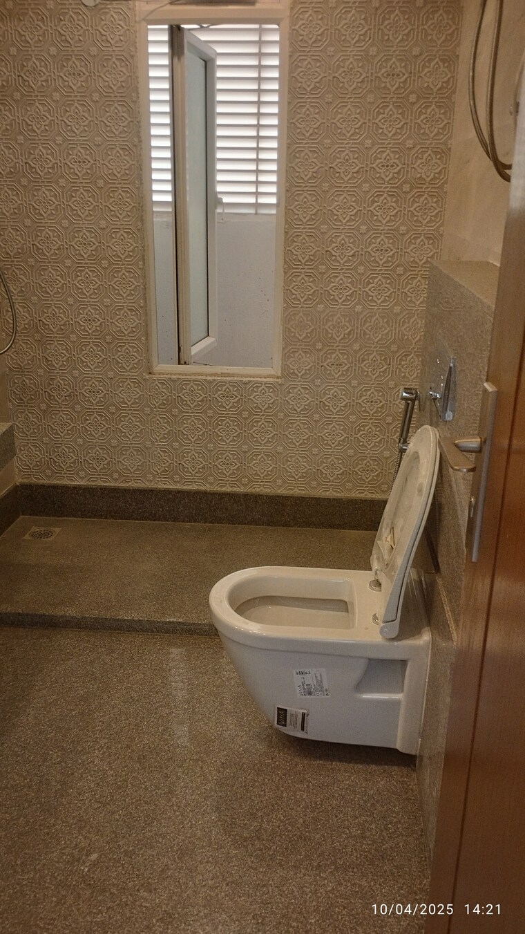 Bathroom, aba-ivy-county 4 Bedroom 2511 Sq.Ft. Apartment In Sector 75 Noida 8464245