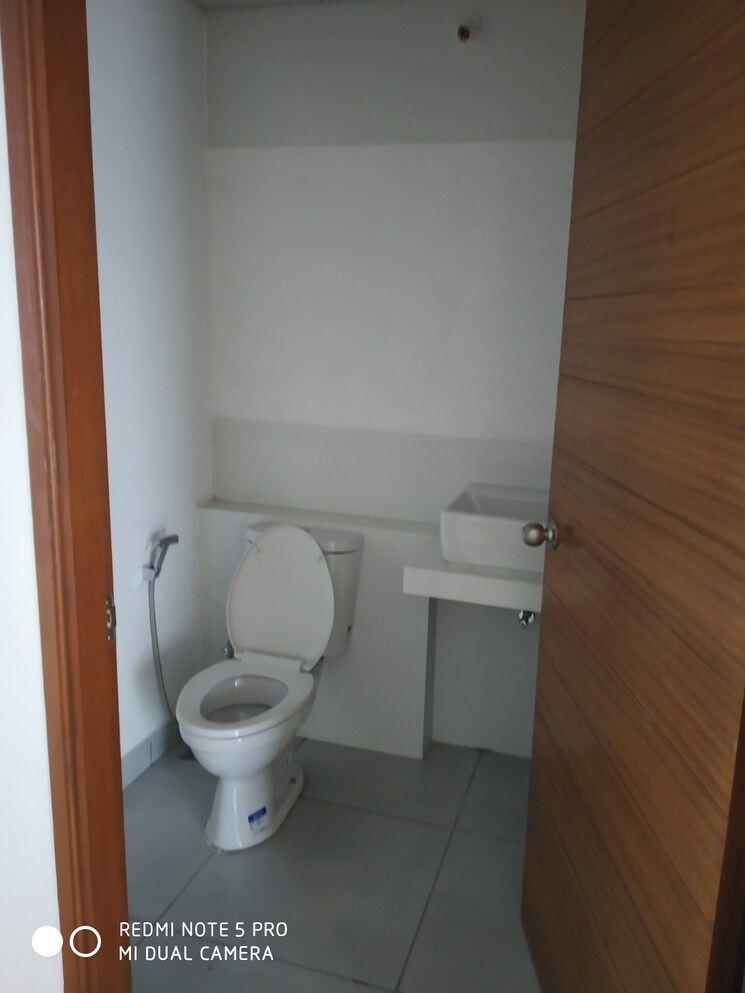 Attached Bathroom, marvel-brisa 3.5 Bedroom 2100 Sq.Ft. Apartment In Baner Pune 8464244