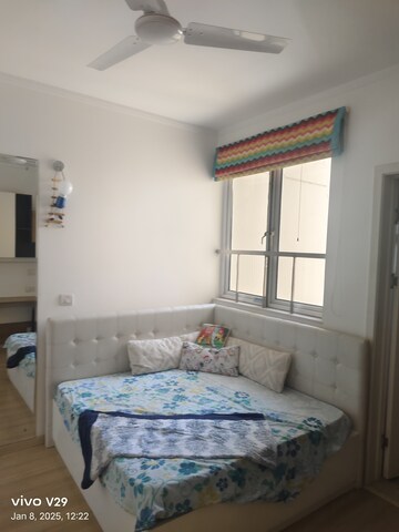Bedroom in 3 BHK Apartment at DLF Park Place, Sector 54 – for Rent