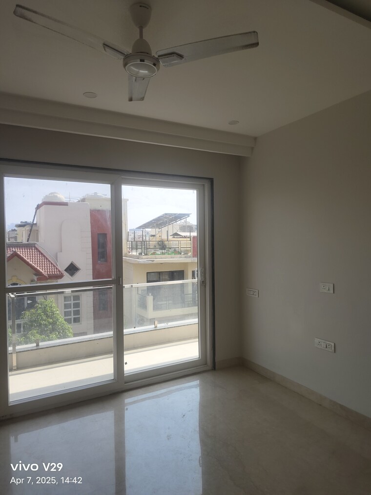 Master Bedroom, today-princeton-floors 3 Bedroom 1400 Sq.Ft. Apartment In Sector 51 Gurgaon 8464489