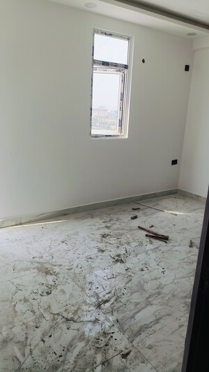 Master Bedroom in 3 BHK Penthouse at Knowledge Park V Greater Noida – for Sale