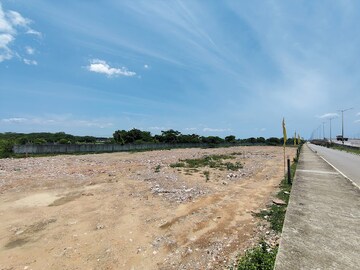  Plot For Sale in Redhills