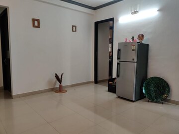 Master Bedroom in 3 BHK Builder Floor at Ardee City, Sector 52 – for Rent