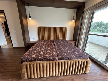 Bedroom in 4 BHK Apartment at Oasis Apartments, Sector 55 – for Rent