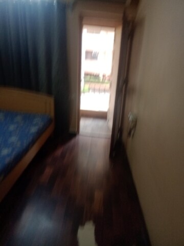 Room in 2.5 BHK Apartment at K Raheja Gardens, Wanowrie – for Rent