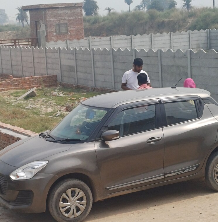 undefined, bhopani village  100 Sq.Yd. Plot In Bhopani Village Faridabad 8464651