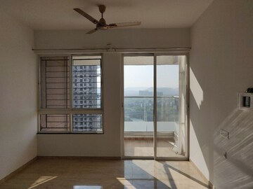 Room in 2.5 BHK Apartment at VTP Belair E And F Building, Mahalunge – for Rent