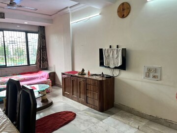 Living Room in 2 BHK Apartment at Tarapore Towers, Andheri West – for Rent