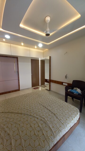 Room in 2 BHK Apartment at Dosti West County Phase 4 Dosti Pine, Balkum Pada – for Rent