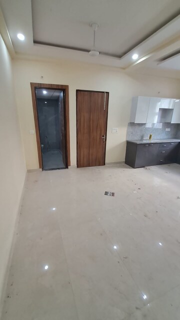 Master Bedroom in 3 BHK Villa at Home Kamakhya Villas, Gaur City 1 – for Rent