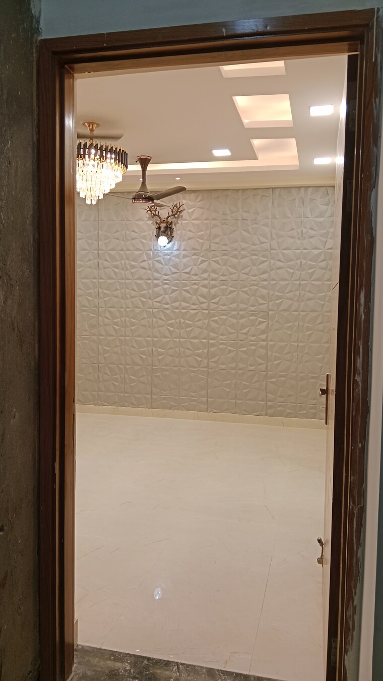 Master Bedroom, sector 85 4 Bedroom 250 Sq.Yd. Builder Floor In Sector 85 Faridabad 8464861