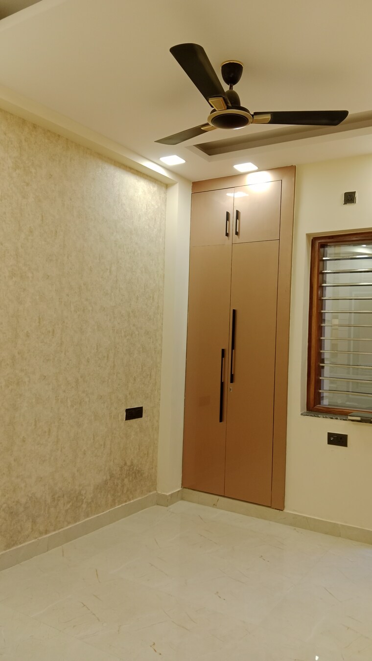 Master Bedroom, sector 85 4 Bedroom 250 Sq.Yd. Builder Floor In Sector 85 Faridabad 8464861