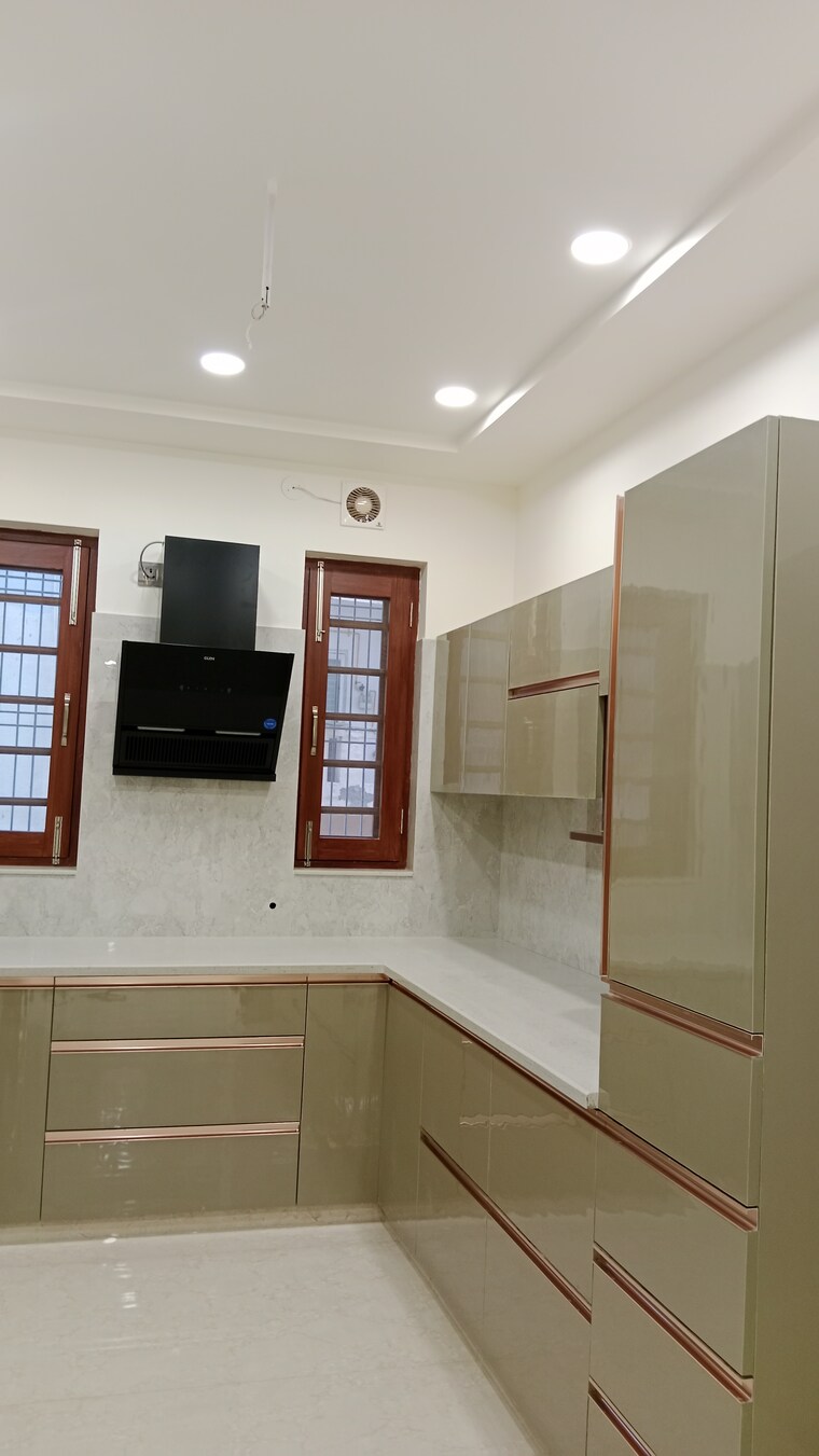 Master Bedroom, sector 85 4 Bedroom 250 Sq.Yd. Builder Floor In Sector 85 Faridabad 8464861