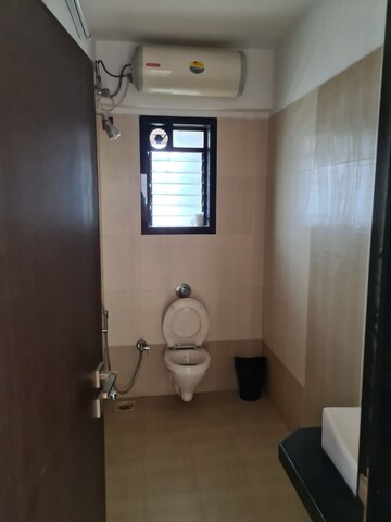  1 BHK Apartment at Goregaon West – for Rent