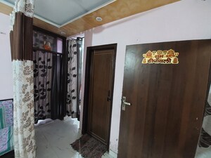 Bedroom in 1 BHK Builder Floor at Palam Colony – for Sale