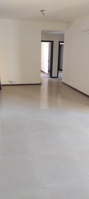3.5 BHK Apartment For Rent in Shiv Sai Ozone Park, Sector 86