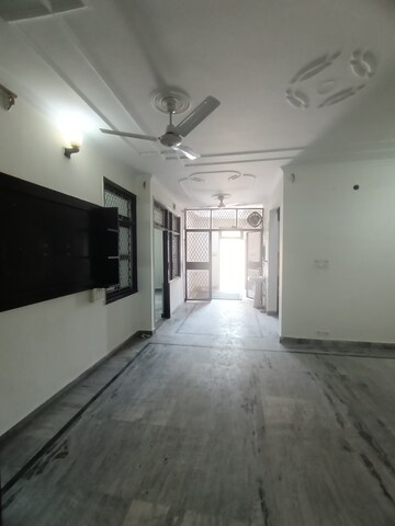 Master Bedroom in 2 BHK Builder Floor at Saket – for Rent