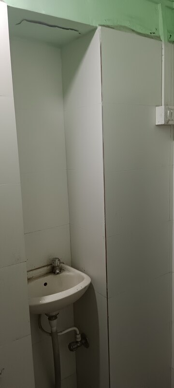 Bathroom in 1 BHK Apartment at Thane West – for Sale
