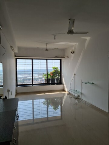 2 BHK Apartment For Rent in Goregaon West