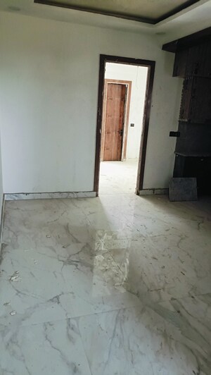 Master Bedroom in 3 BHK Builder Floor at Knowledge Park V Greater Noida – for Sale