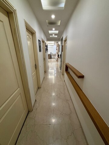 Furnished Amenities in 4 BHK Apartment at Bestech Park View Spa Next, Sector 67 – for Rent