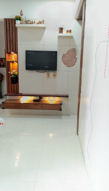 Floor Plan in 3 BHK Apartment at Sector 26a – for Rent