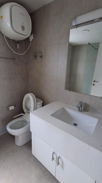 2 BHK Apartment For Rent in Ireo The Corridors, Sector 67a