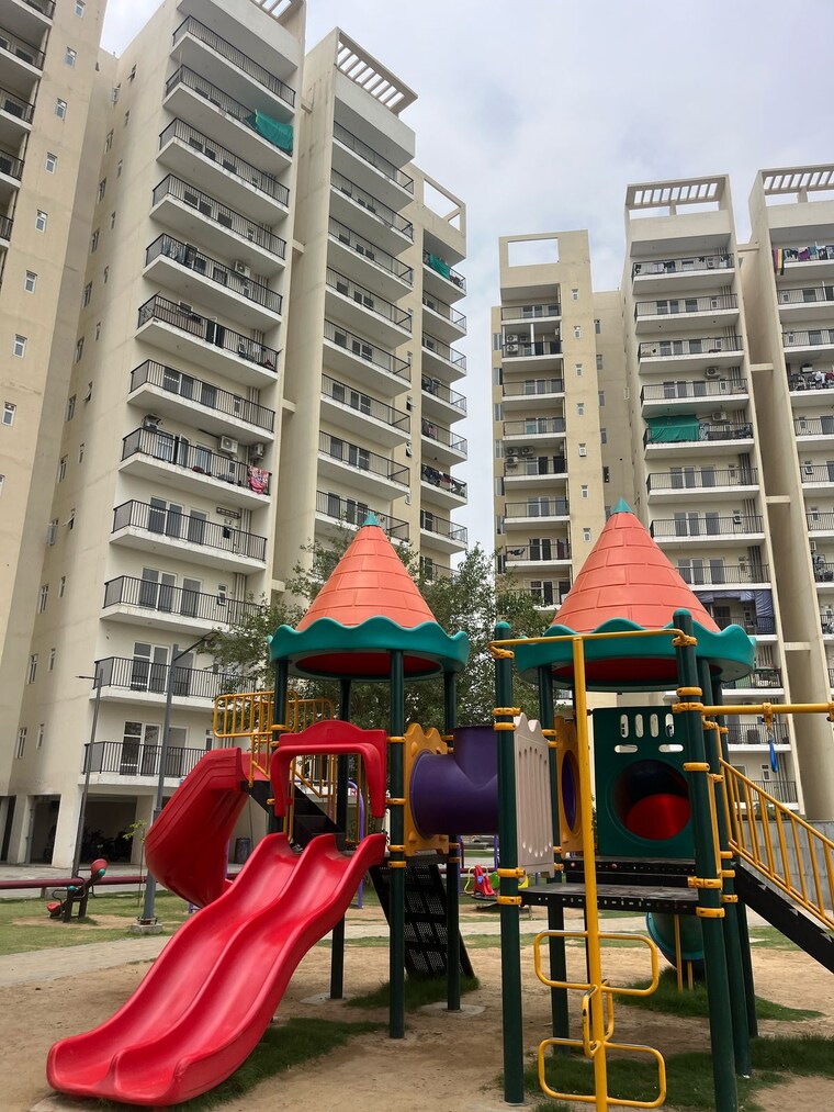 Exterior View, sohna sector 4 3 Bedroom 900 Sq.Ft. Apartment In Sohna Sector 4 Gurgaon 8465092