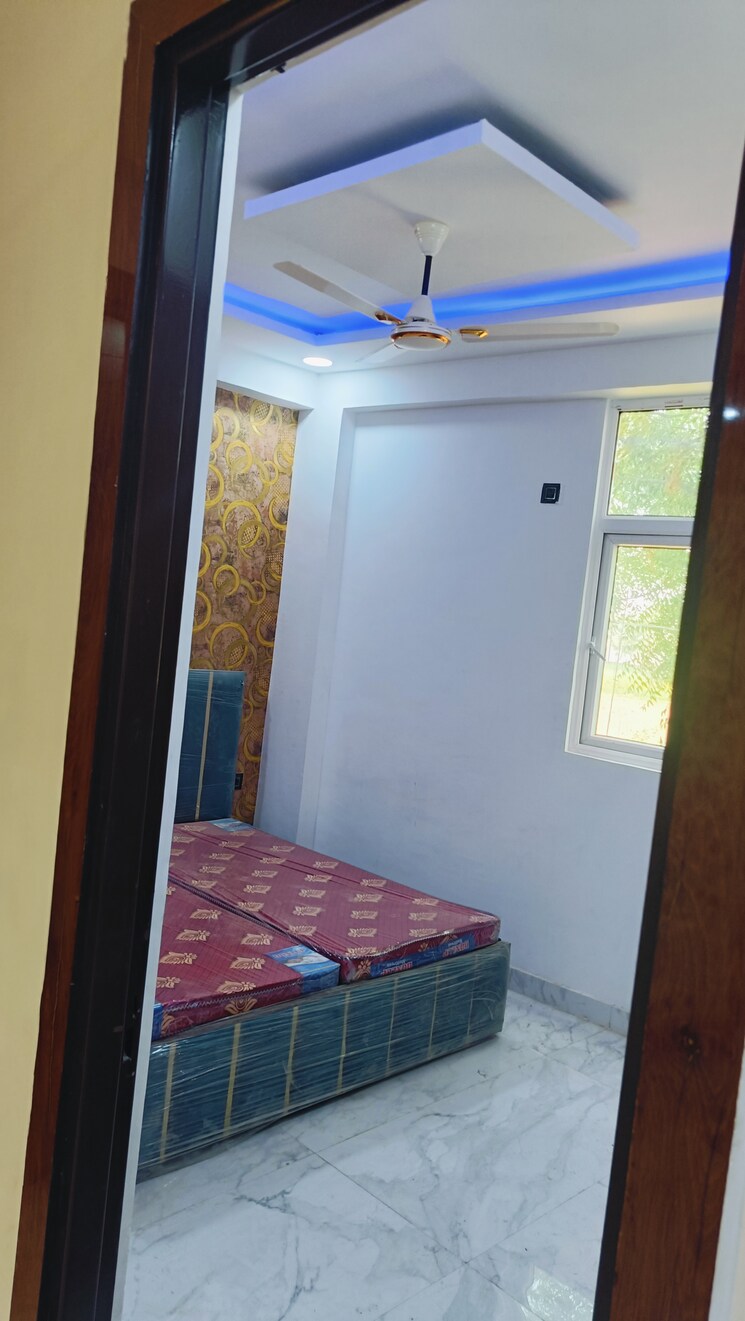 Bedroom, knowledge park v greater noida 3 Bedroom 1550 Sq.Ft. Builder Floor In Knowledge Park V Greater Noida Greater Noida 8465243