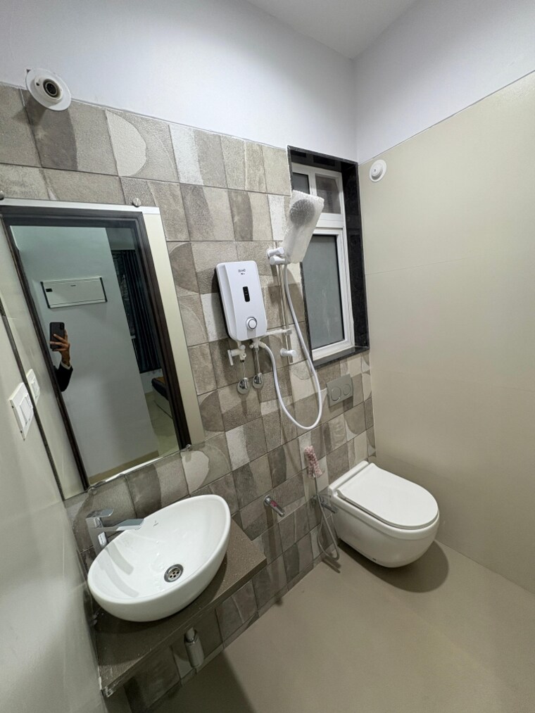 Bathroom, yash-manjusha 2 Bedroom 745 Sq.Ft. Apartment In Mulund West Mumbai 8465236
