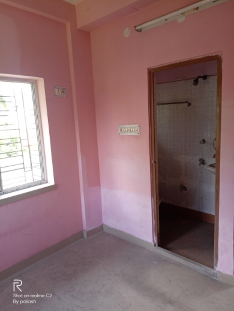 Room, jheel road 2 Bedroom 750 Sq.Ft. Apartment In Jheel Road Kolkata 8465337