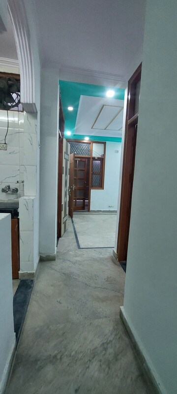 2 BHK Builder Floor For Rent in Govindpuri