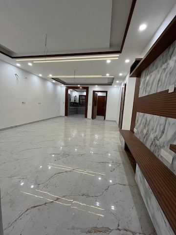 Living Room in 3 BHK Builder Floor at Sainik Plaza, Sector 49 – for Sale
