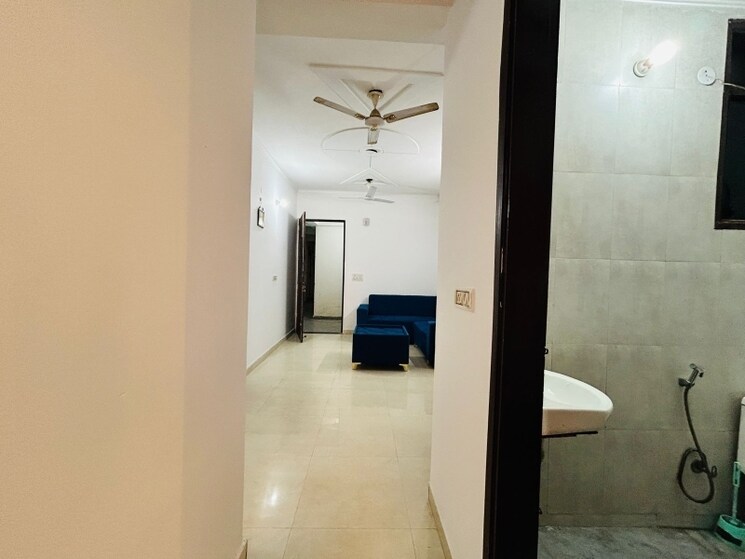 Bathroom, saket 2 Bedroom 900 Sq.Ft. Apartment In Saket Delhi 8465335