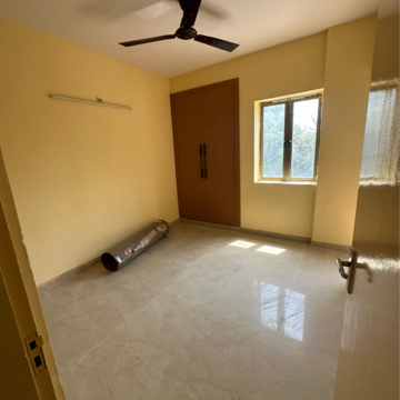 Room in 2 BHK Apartment at Eros Sampoornam, Sector 123 – for Rent
