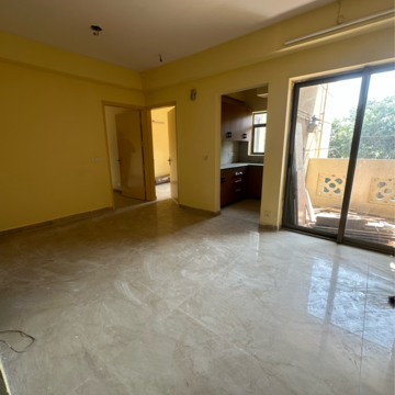 Room in 2 BHK Apartment at Eros Sampoornam, Sector 123 – for Rent