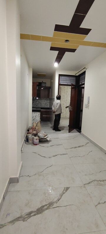 Master Bedroom in 2 BHK Builder Floor at Uttam Nagar – for Rent