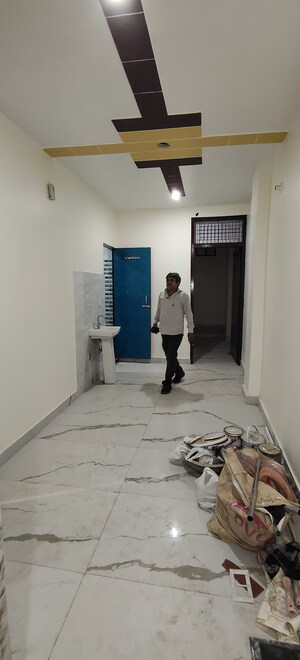 Living Room in 2 BHK Builder Floor at Uttam Nagar – for Rent